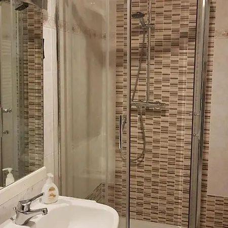 Casa Vacanze Yuli Apartment Rome Exterior photo